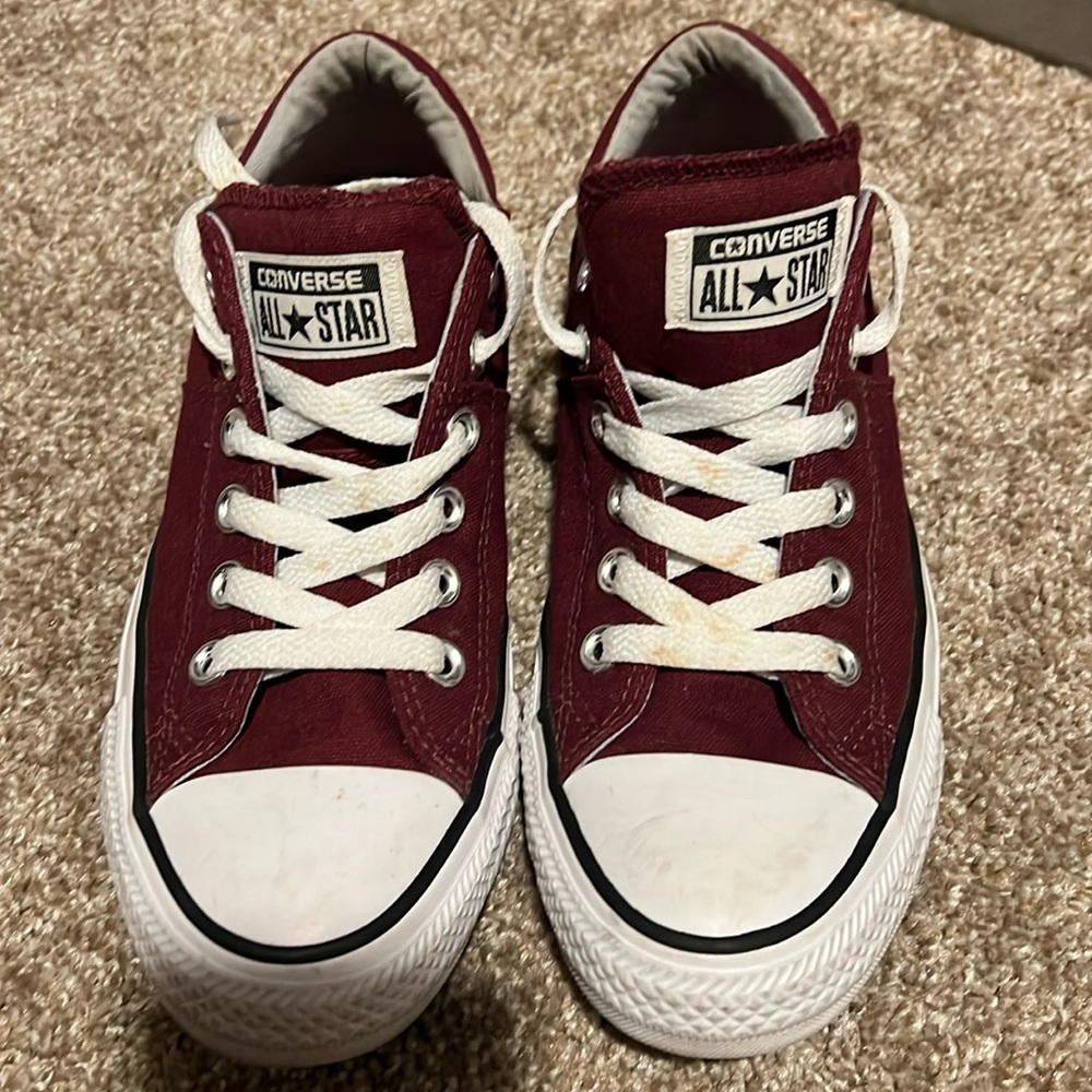 Good condition Converse !
